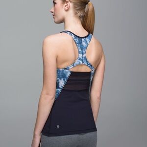 Lululemon Mesh With Me Tank, Size 6